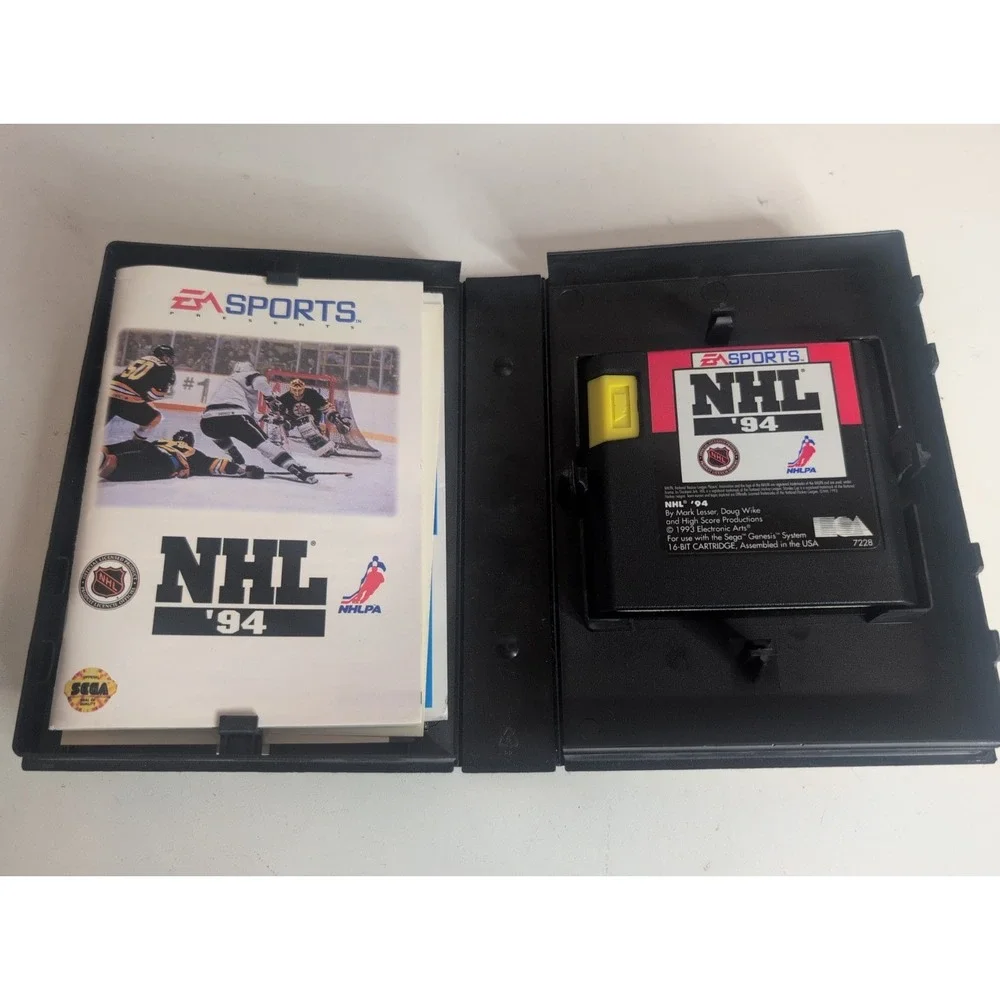 NHL '94 (Sega Genesis, 1993, Complete in Box, CIB, with manual)